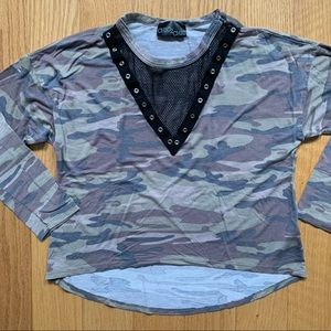 Chic 2 Chic Camo 3/4 Sleeve Tee